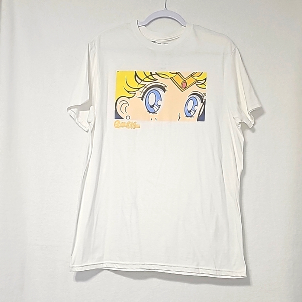 Sailor Moon Tshirt - Size Large